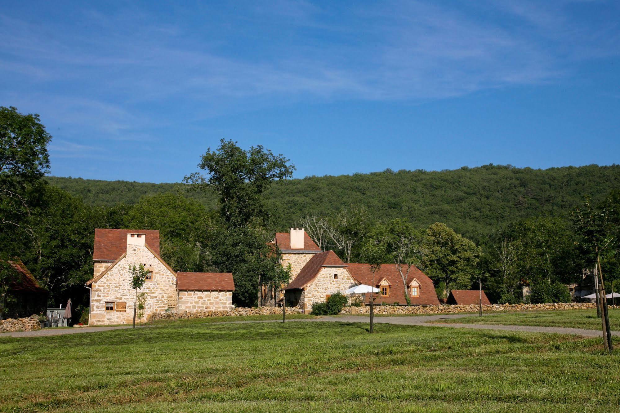Le Hameau Du Quercy Bed & Breakfast Frontenac  Exterior photo