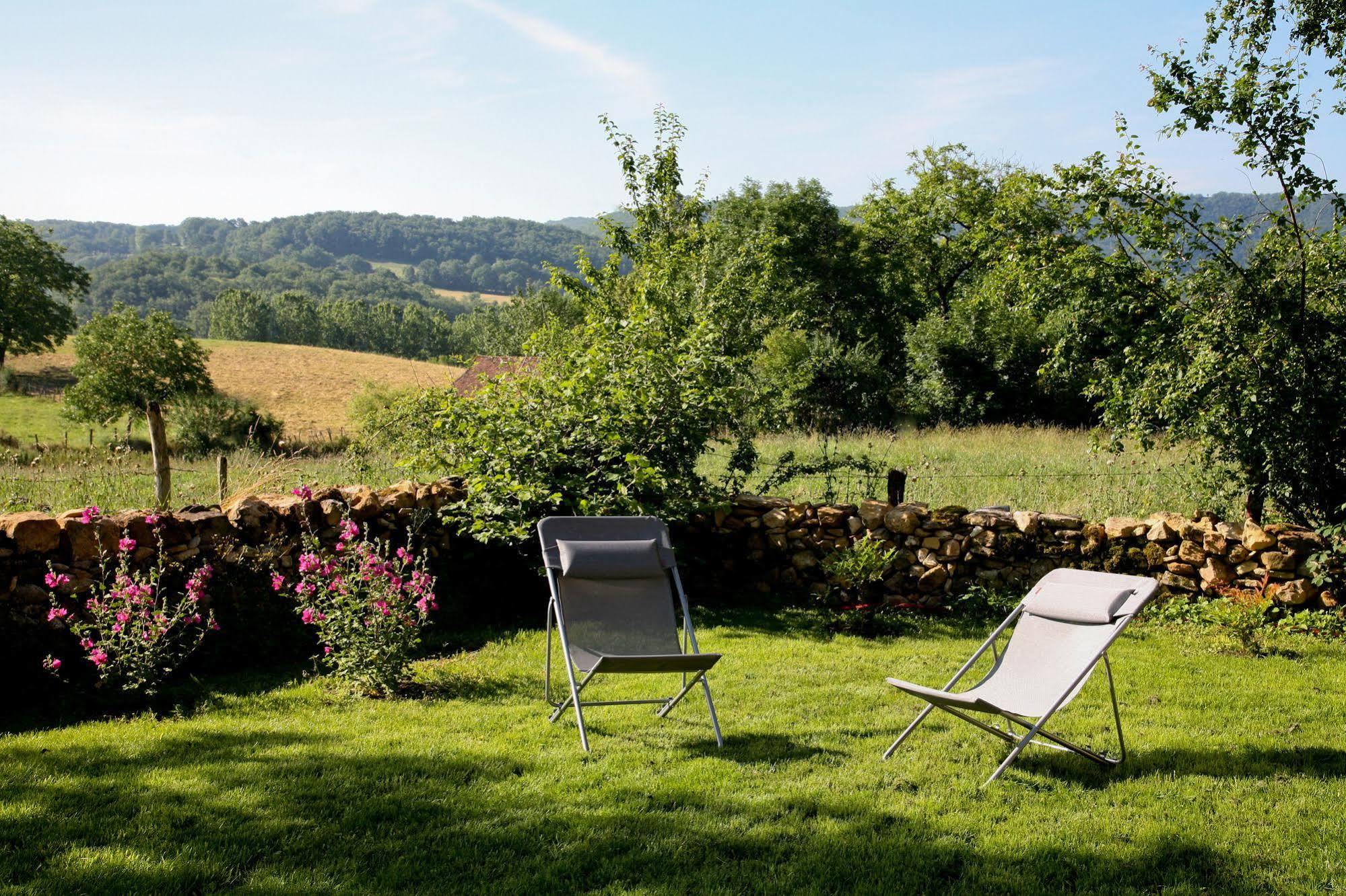 Le Hameau Du Quercy Bed & Breakfast Frontenac  Exterior photo